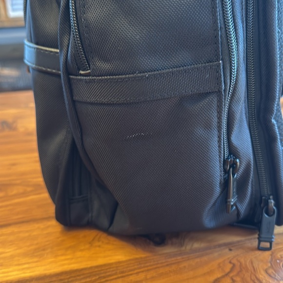 Tumi Alpha Briefpack backpack - Picture 8 of 9